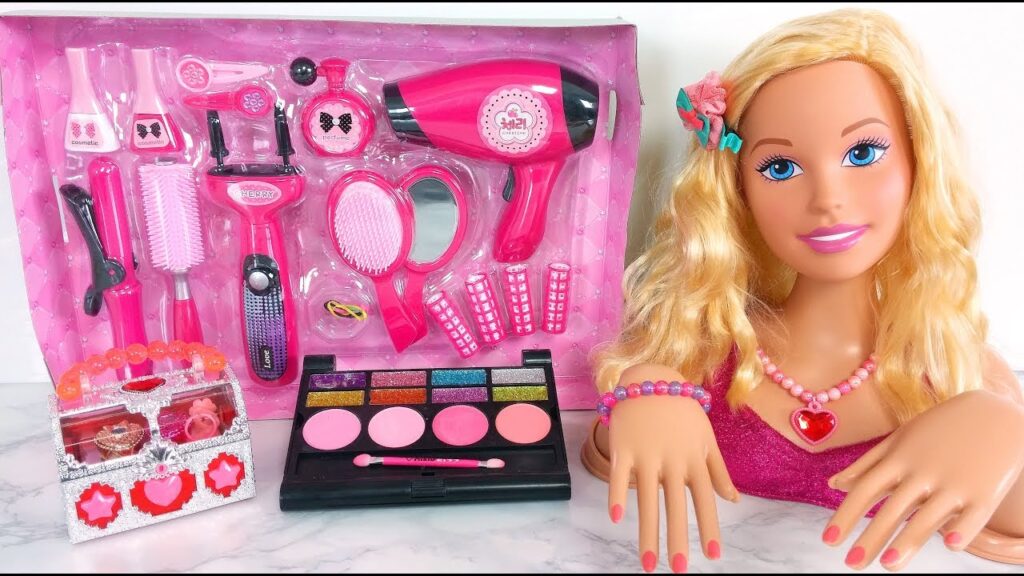 A Styling Kit for Barbies and Dolls